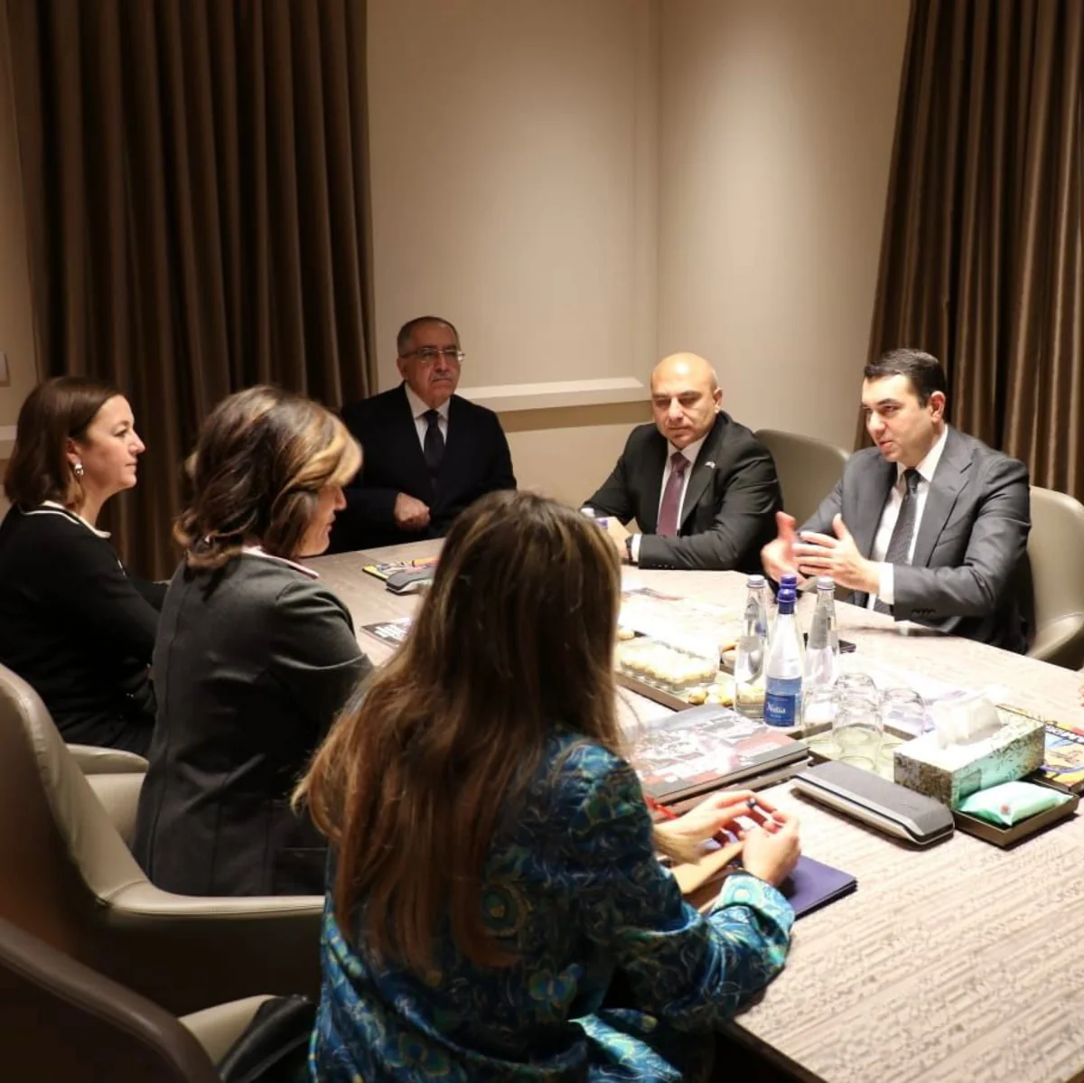 Nazir: Azərbaycanda müxtəlif xalqlara və dinlərə məxsus mədəni mirasın qorunması prioritetdir