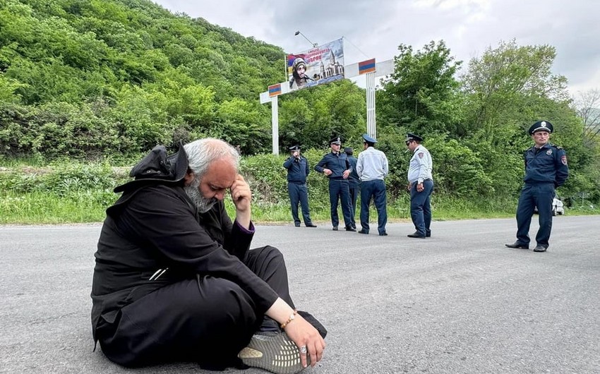Baqrat meydanda tək qalır - kilsə ondan üz döndərir - ANALİZ