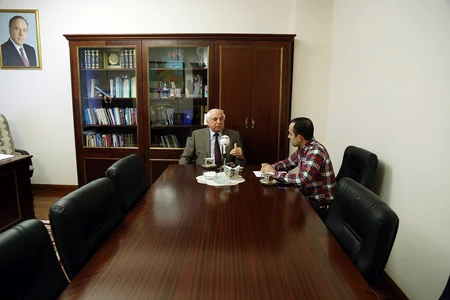 Hadı Rəcəbli: “Deputatın telefonuna cavab verməyən məmurlara qarşı şəxsi nifrət oyanır” - MÜSAHİBƏ