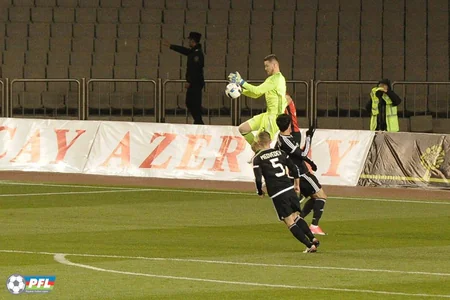 Qarabağ - Qəbələ oyununda qapılara qol vurulmayıb - VİDEO