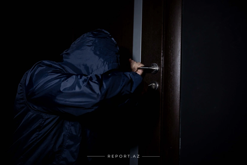 Bakıda 25 min manat pul qeyri-aşkar şəraitdə oğurlanıb