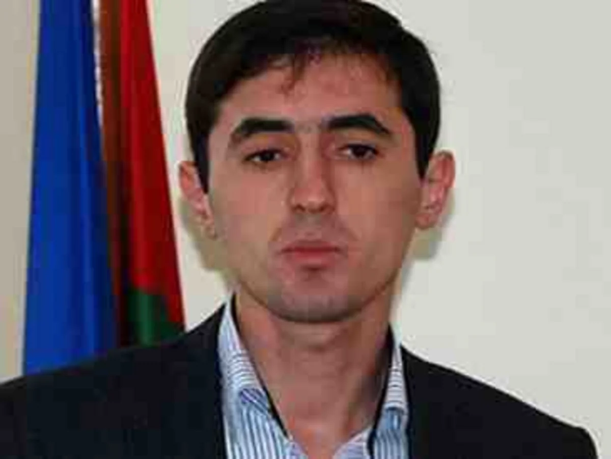 ​Müsavat başqanlığına sabiq namizəd mərkəz yaradır