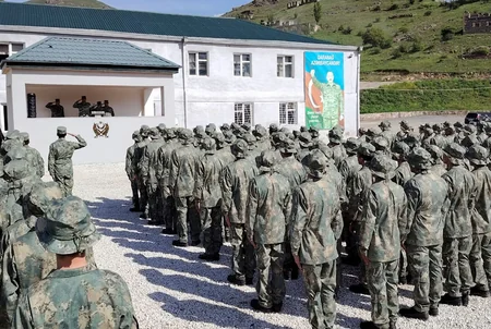 Müstəqillik Günü münasibətilə Azərbaycan Ordusunda silsilə tədbirlər keçirilib