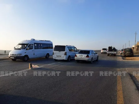 Abşeronda iki avtomobil toqquşdu