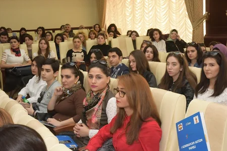 Tibb Universitetində Autizm Gününə həsr olunmuş tədbir keçirilib
