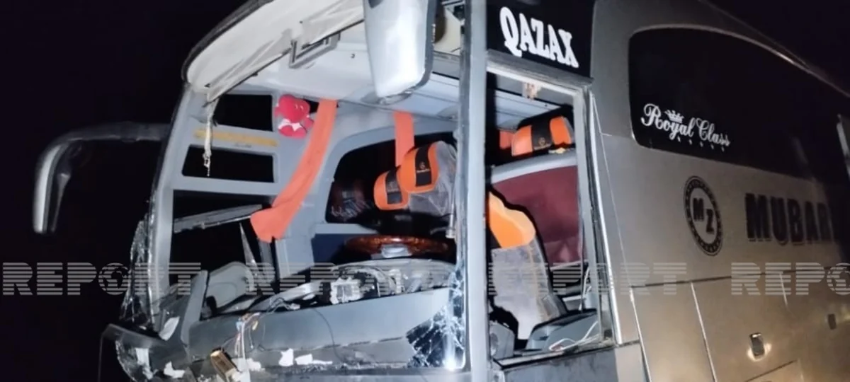 Şamaxıda avtobus qəzaya uğrayıb, yaralananlar var