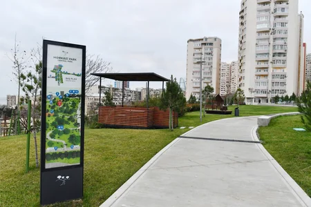 Prezident İlham Əliyev Bakıda Mərkəzi Parkın ikinci hissəsinin açılışında iştirak edib - YENİLƏNİB