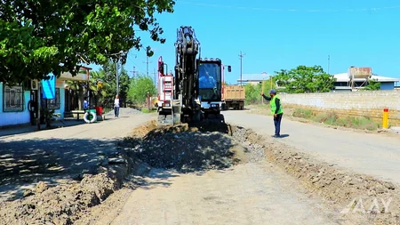 Neftçalada 11 yaşayış məntəqəsinin yolları yenidən qurulur