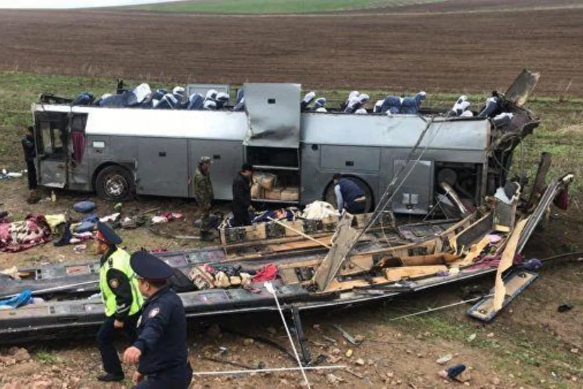 В Индии 13 человек погибли, более 30 ранены в ДТП с автобусом