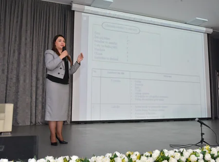 Sertifikatlaşdırma prosesi ilə bağlı müəllimlərə dəstək məqsədilə görüş keçirilib.          