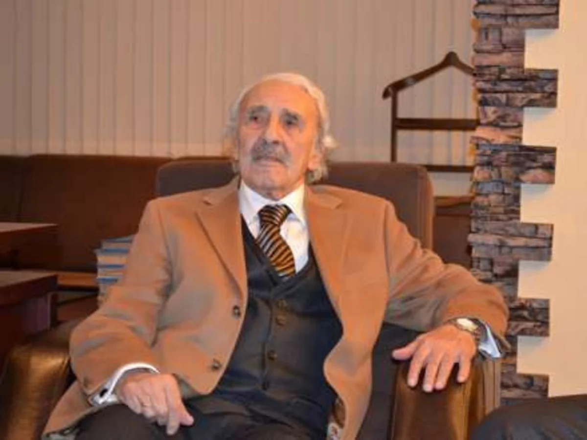 ​Cəmil Ünal Arif Hacılı və Qubad İbadoğlu arasında seçim edib