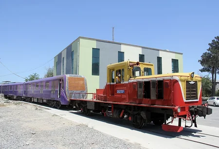 Bakıya daha dörd yeni metro qatarı gətirilib