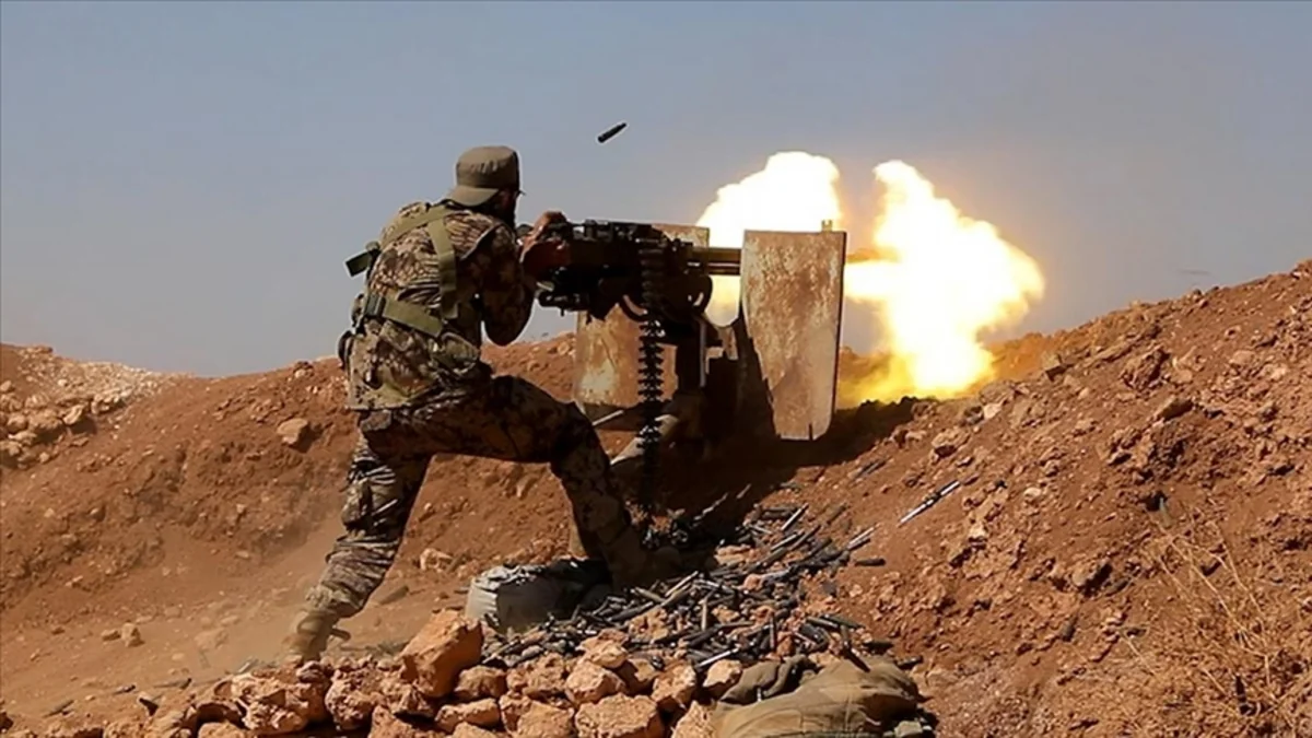 Suriyada PKK/YPG terror təşkilatı ilə ərəb qəbilələri arasında hərbi toqquşma başlayıb