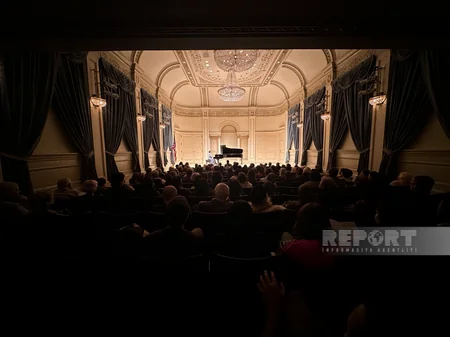 Nyu-Yorkda Azərbaycanın Əməkdar artistinin solo konserti keçirilib