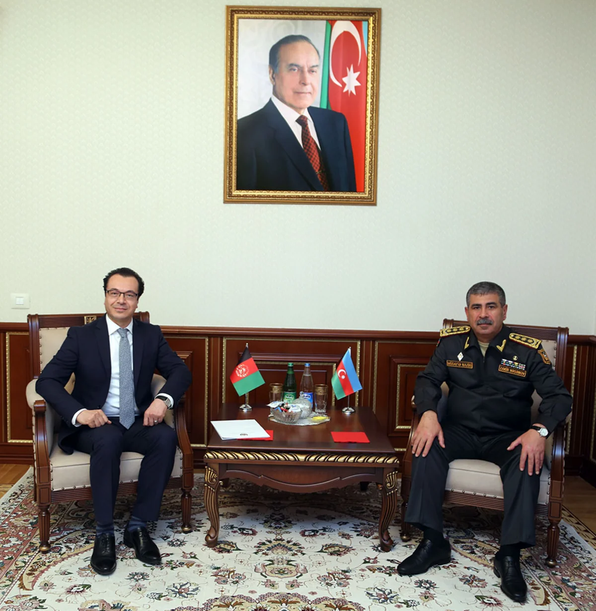 Zakir Həsənov Əfqanıstanın Azərbaycandakı səfiri ilə görüşüb