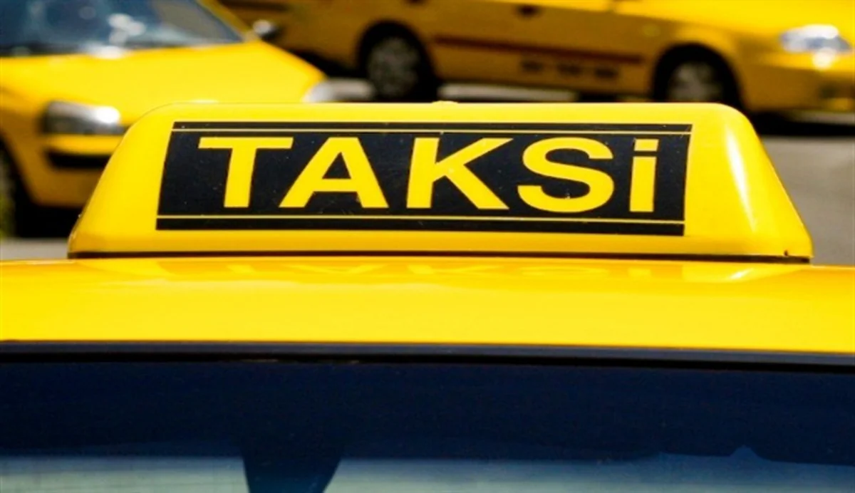 Azərbaycanda hər 25 nəfərdən 1-i taksi ilə hərəkət edir