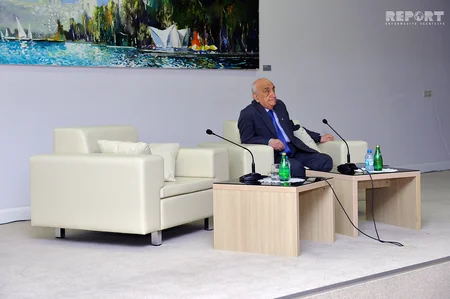 ​Alimlər Evində Xoşbəxt Yusifzadə ilə görüş keçirilib