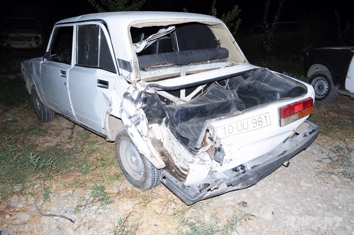 Bərdədə baş verən yol qəzasında ər və arvad yaralanıb - FOTO