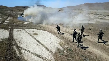 Azərbaycan Ordusunun təlimlərinin döyüş atışlı mərhələsi başlayıb