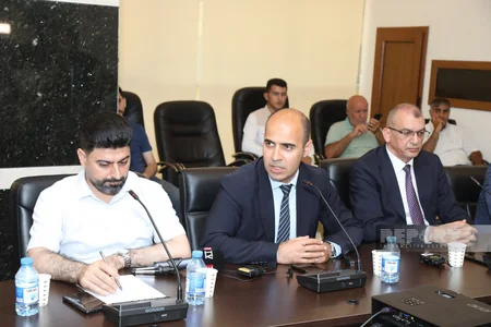 “Yol-nəqliyyat hadisələrinin təsnifatı: səbəb və nəticələrin təhlili” adlı ictimai müzakirə keçirilib