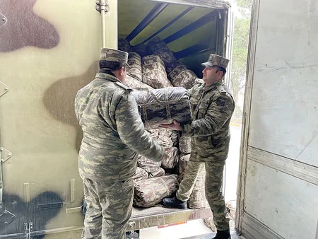 Azerbaijani Defense Ministry sends another batch of aid to Türkiye