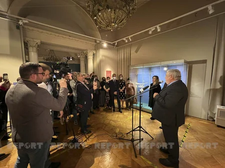 Sculptor Fazil Najafov's work album presented in Moscow