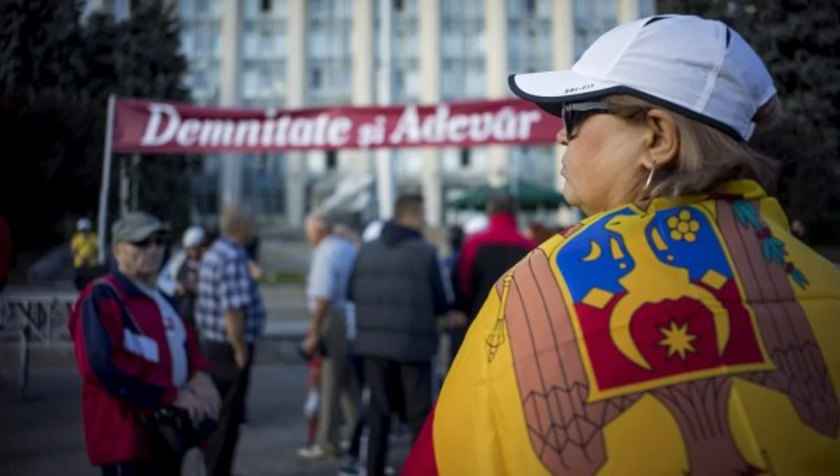 Moldova: Huge anti-corruption protest began in Chisinau