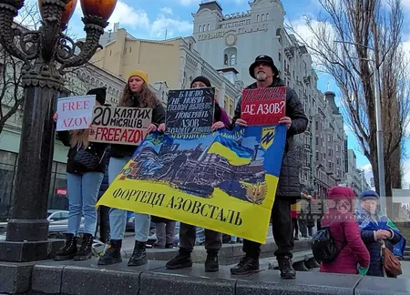 Protest rally in Kyiv - Russia is demanded to release Azovstal prisoners - PHOTOS