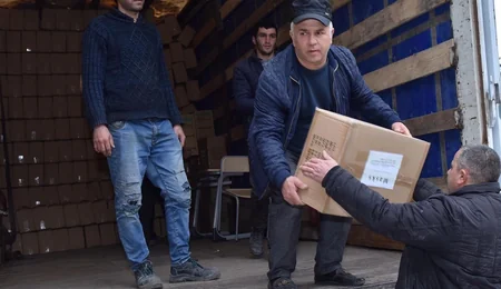 Azərbaycan Çinə humanitar yardım göndərdi - FOTO