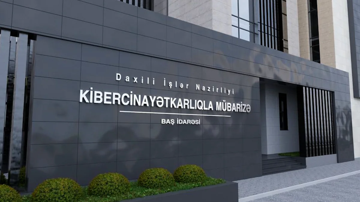 Vətəndaşların şəxsi məlumatlarını rüsvayedici formada yayacağı ilə hədələməkdə şübhəli bilinən haker saxlanılıb