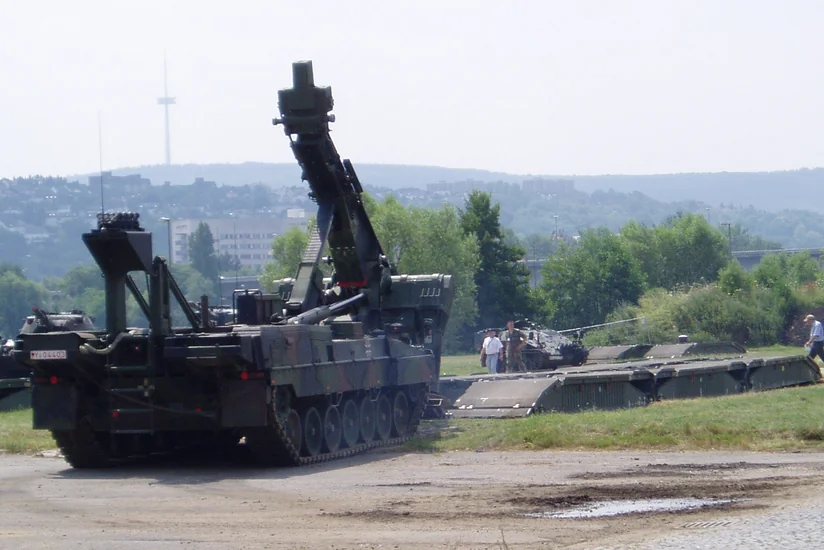 Germany sends 6 BIBER bridge-laying tanks to Ukraine