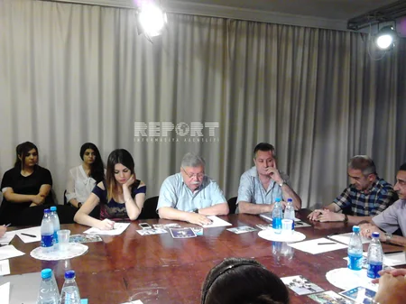 Qaçaq qocalar tamaşası Türkiyədə keçirilən festivalda uğur qazanıb