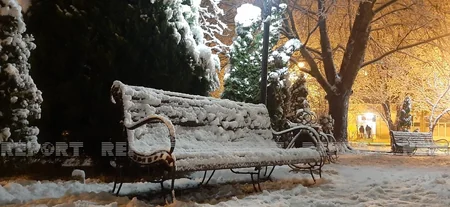 В Гяндже выпал снег