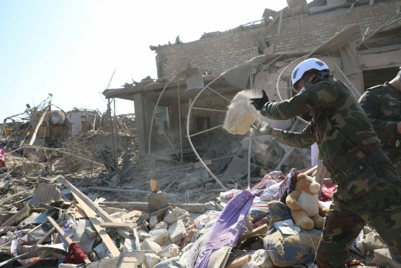 В результате вражеской агрессии погибли 8, ранены 16 школьников