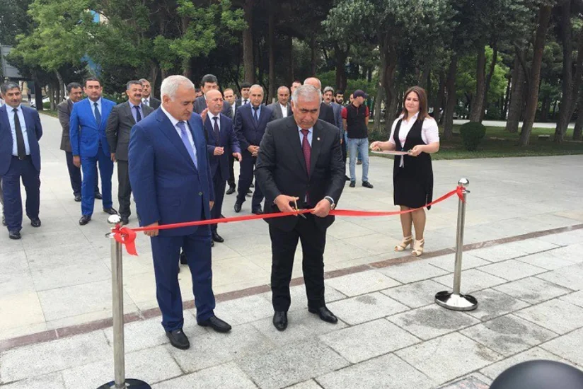 Hüseyn Cavid prospektində yeni piyada keçidi istifadəyə verilib