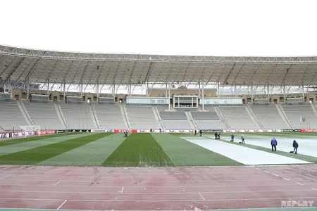 Qarabağ - Fiorentina oyunu üçün stadion qardan təmizlənir - FOTOREPORTAJ