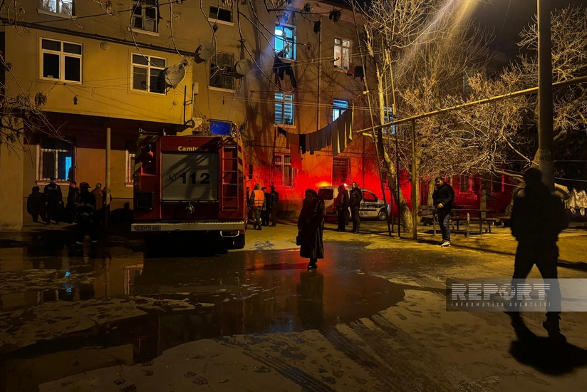 Sumqayıtda yaşayış binasında yanğın söndürülüb - YENİLƏNİB