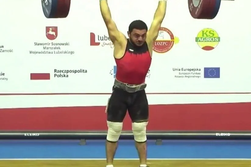 Azərbaycan atleti ağırlıqqaldırma üzrə Avropa çempionatında gümüş medal qazanıb