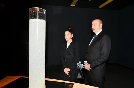 İlham Əliyev və Mehriban Əliyeva Bakıda “STEAM İnnovasiya Mərkəzi”nin açılışında iştirak ediblər