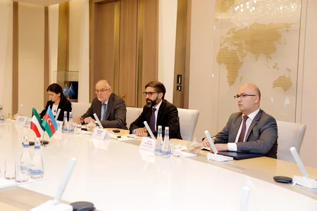 SOCAR explores prospects of expanding relations with Kuwaiti companies