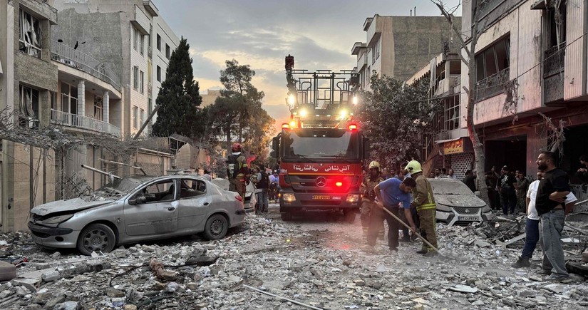 SEPAH İsrailin hücumları nəticəsində bir neçə komandirin öldüyünü təsdiqləyib