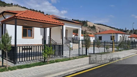 Bəylik kənd sakini: Bizim üçün tikilən evlər təbiətin gözəlliyinə rəng qatır