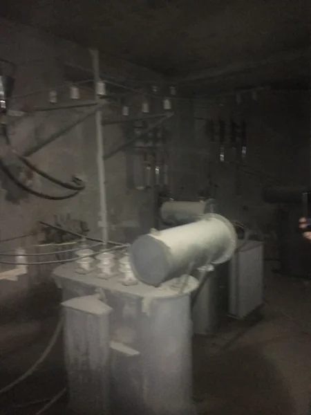 “Azərişıq” “Kral” şadlıq evinin elektrik enerjisindən qanunsuz istifadə etdiyini aşkarlayıb