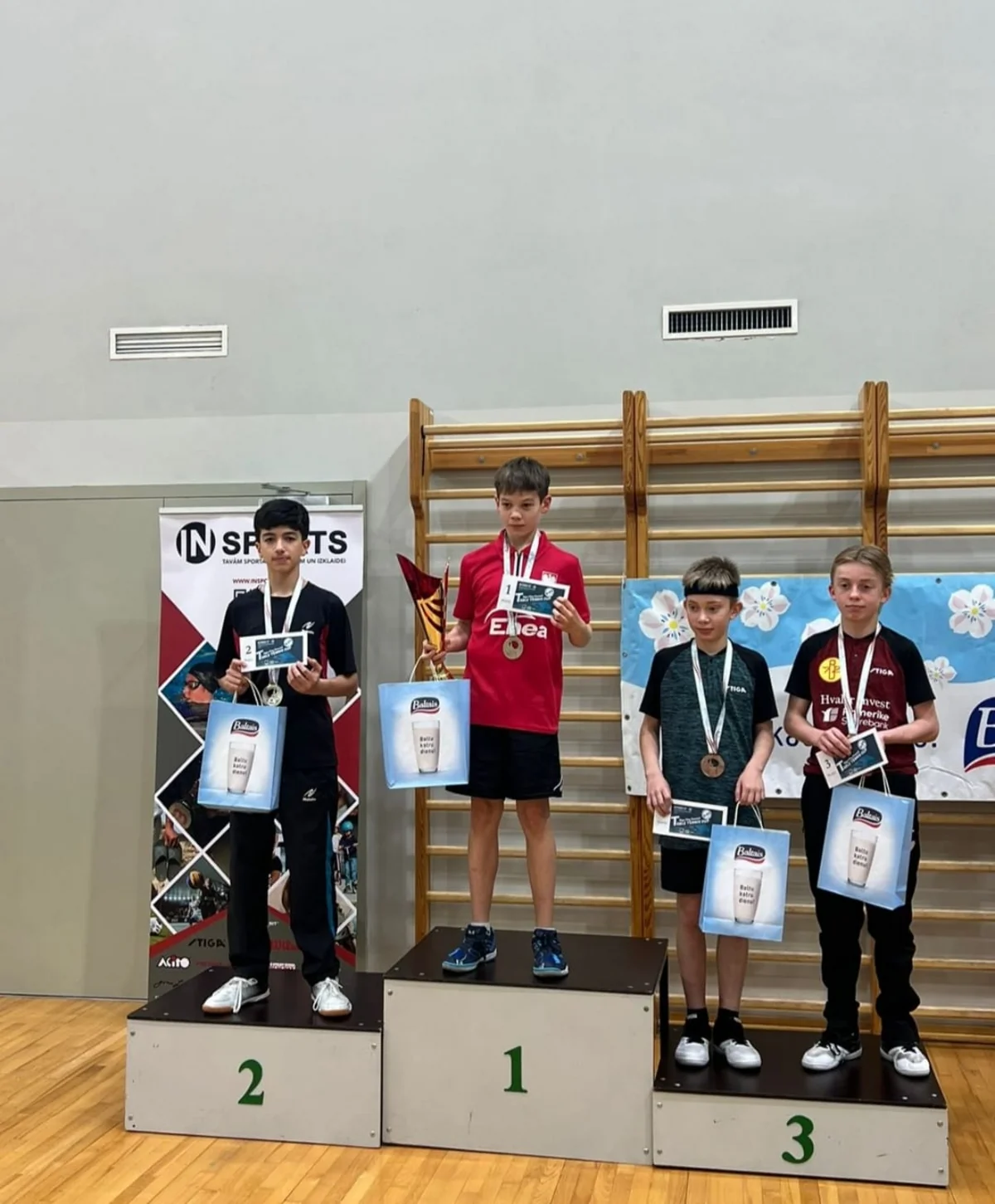 Azərbaycanın stolüstü tennisçiləri beynəlxalq turnirdə iki medal qazanıblar