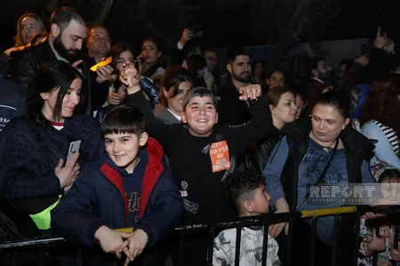 İçərişəhərdə təntənəli bayram tonqalı qalanıb