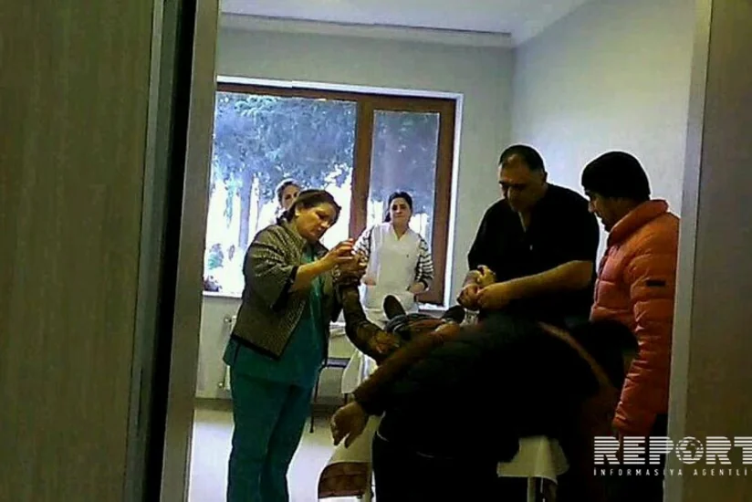 Lənkəranda evin damından yıxılan şəxs ciddi xəsarət alıb - FOTO