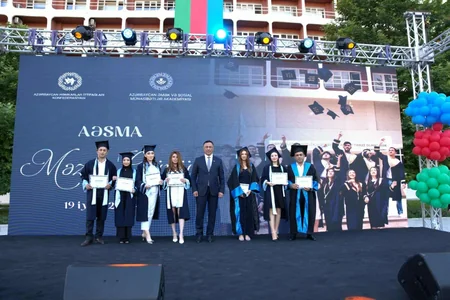 Azərbaycan Əmək və Sosial Münasibətlər Akademiyasında “Məzun günü” keçirilib
