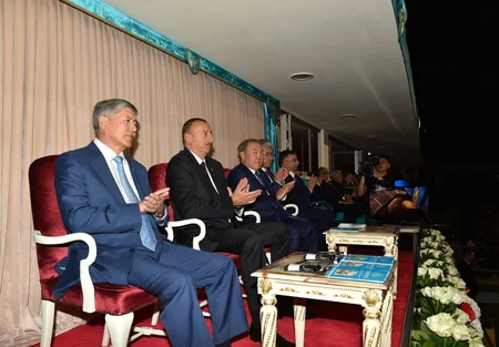 Prezident İlham Əliyev Astanada Qazax xanlığının 550 illik yubileyi ilə bağlı teatrlaşdırılmış tamaşaya baxıb