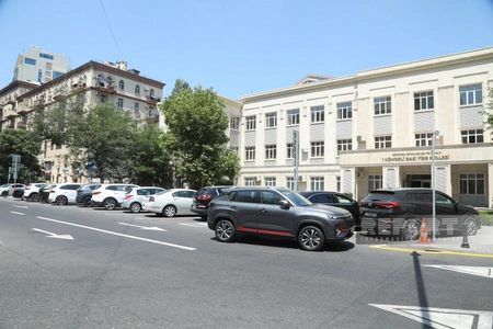 Bakıda ödənişli parklanma necə təşkil edilir?