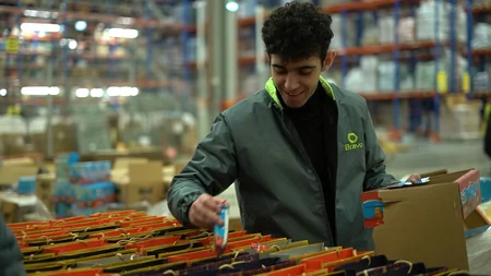 “PAŞA Holding”in “Vətən əmanətlərin keşiyindədir” proqramı çərçivəsində şəhid ailələrinə bayram sovqatları çatdırılır